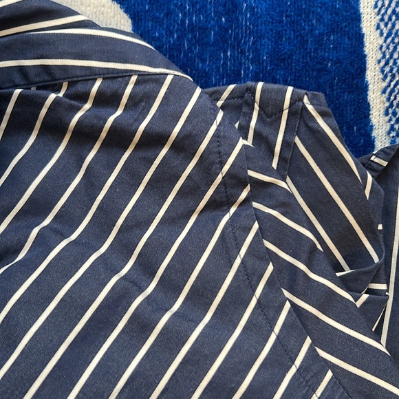 ❤️ EUC Lauren Ralph Lauren Button down - Picture 8 of 8